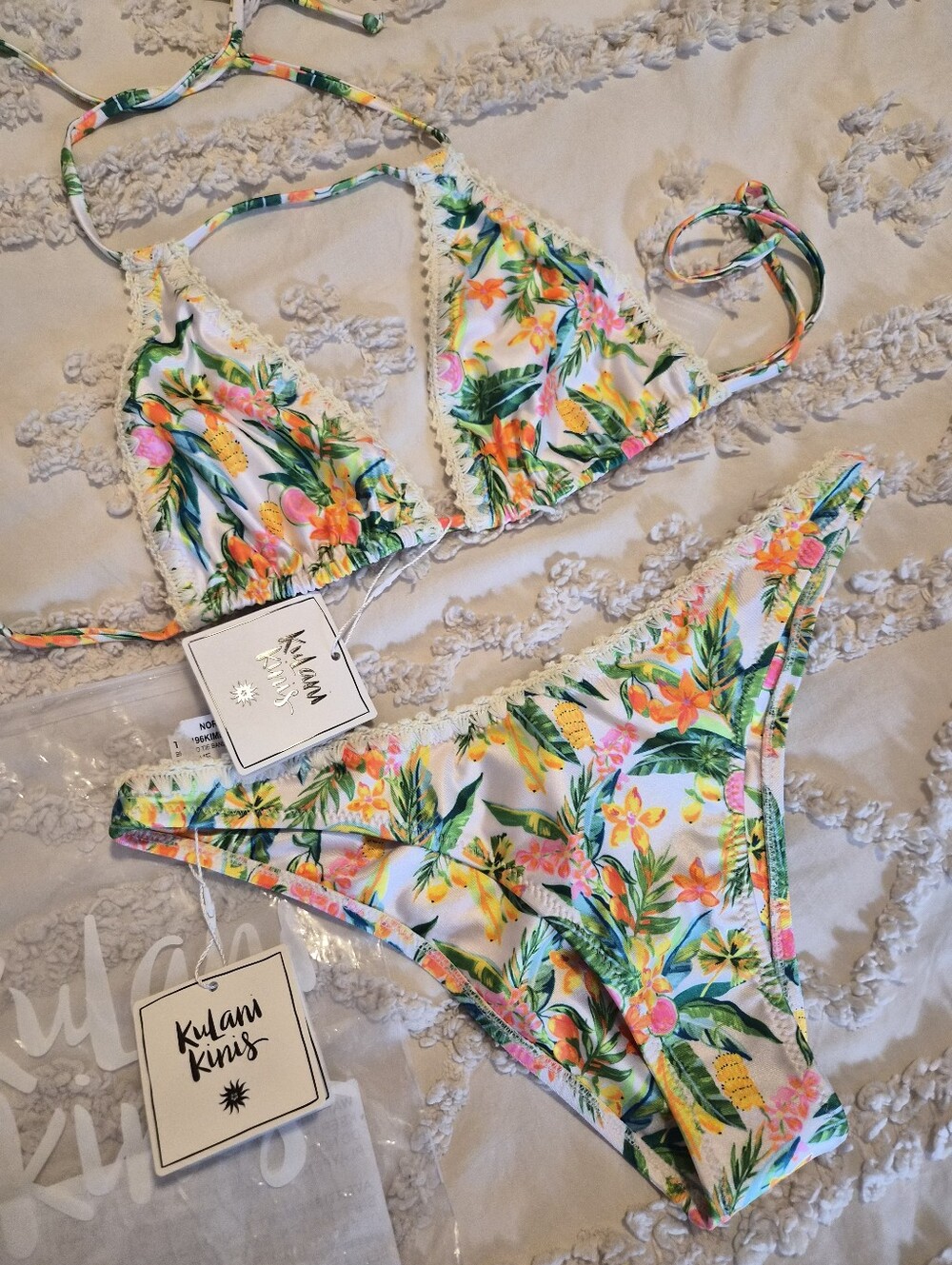 NWT Kulani Kinis SET Large Crochet Trim